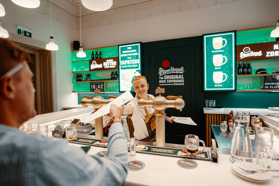 Pilsner Urquell Experience: prohlídka The Original Tour a škola čepovaní v Praze 