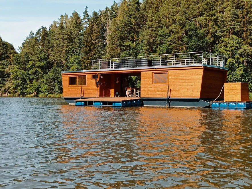 Pobyt na soukromém hausbótu s rybařením