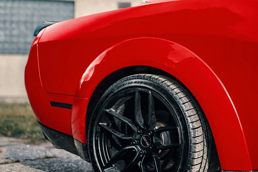 Jízda v Dodge Challengeru s manuálním řízením