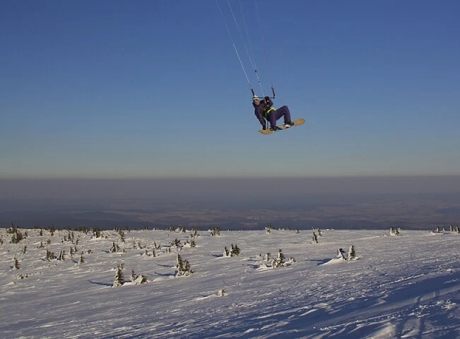 Dvoudenní kurz snowkitingu s ubytováním
