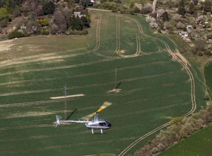  Let vrtulníkem R44 pro 3 osoby - 30 minut