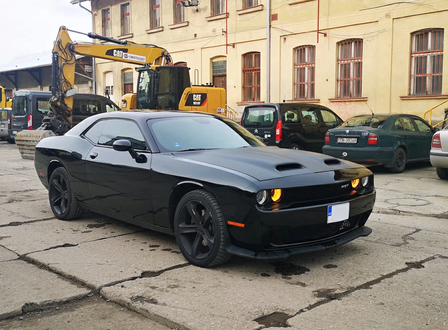 Superjízda v Dodge Challenger 2016