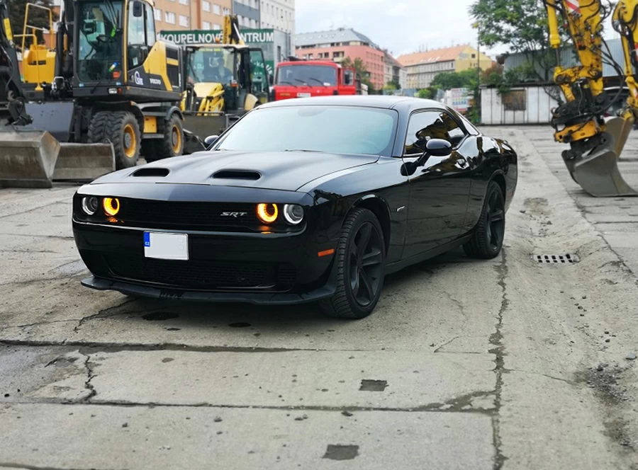 Superjízda v Dodge Challenger 2016