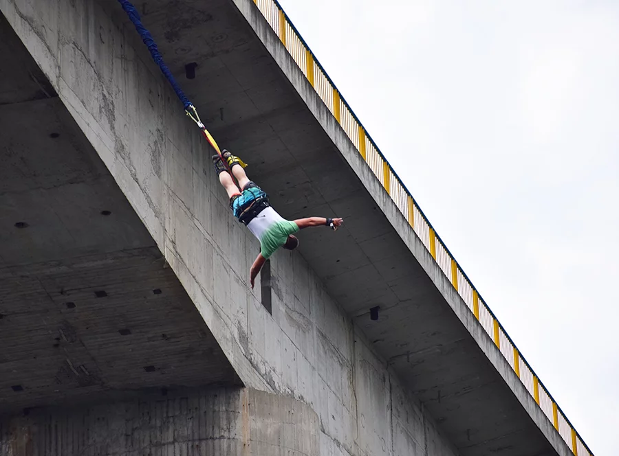 Bungee jumping Zvíkov