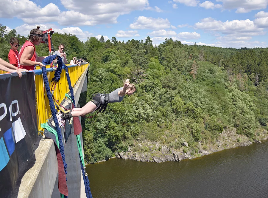 Bungee jumping Zvíkov