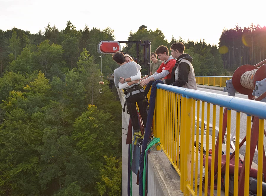 Bungee jumping Zvíkov