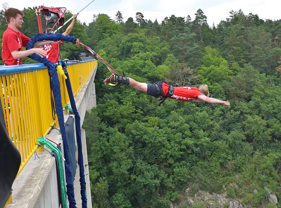 Bungee jumping Zvíkov