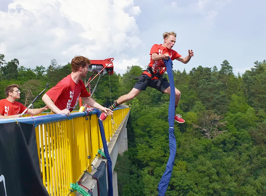 Bungee jumping Zvíkov