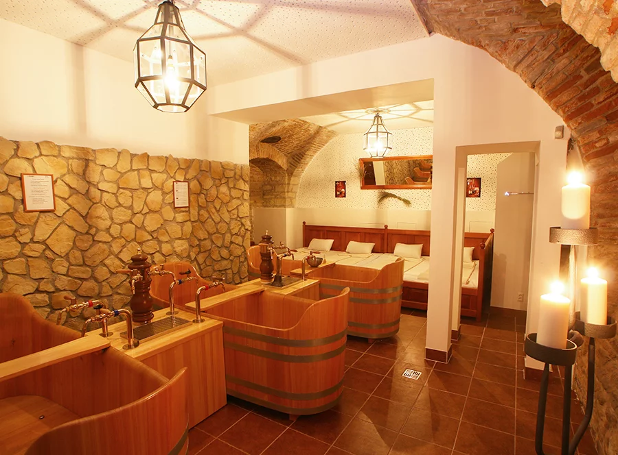 Pivní koupel s masáží pro dva