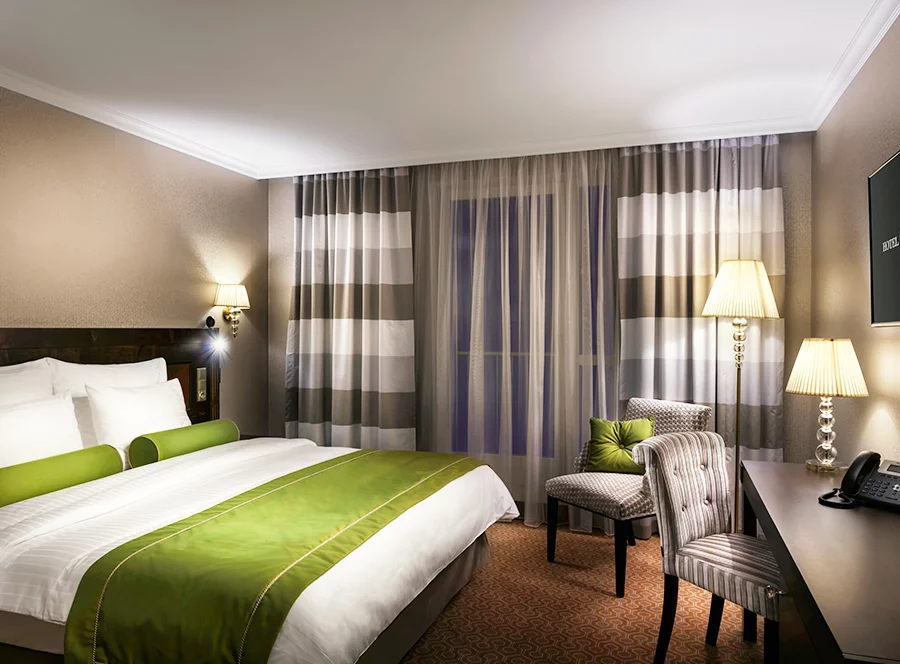Noc v hotelu Cosmopolitan s večeří - Next Door