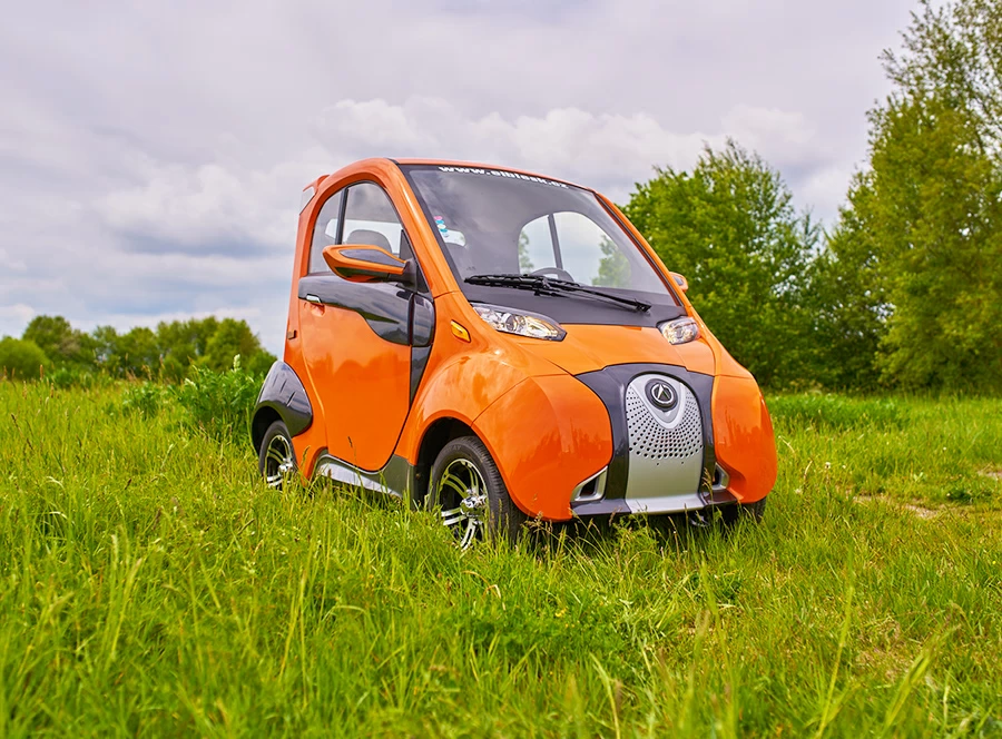 Rodinná jízda v elektromobilu elBlesk