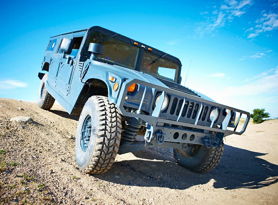 HUMVEE řízení a safari jízda - 30 minut