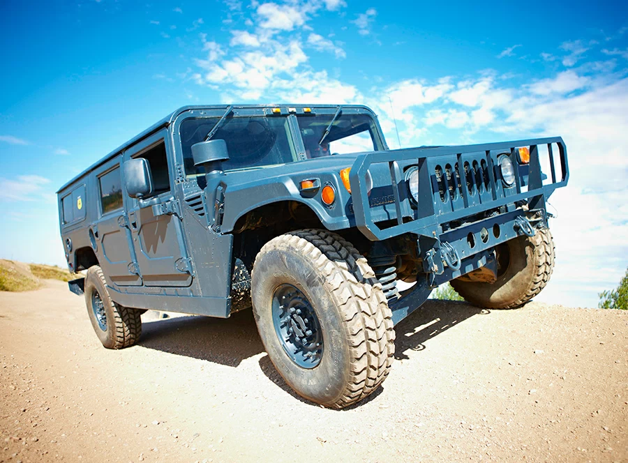 HUMVEE řízení a safari jízda - 30 minut