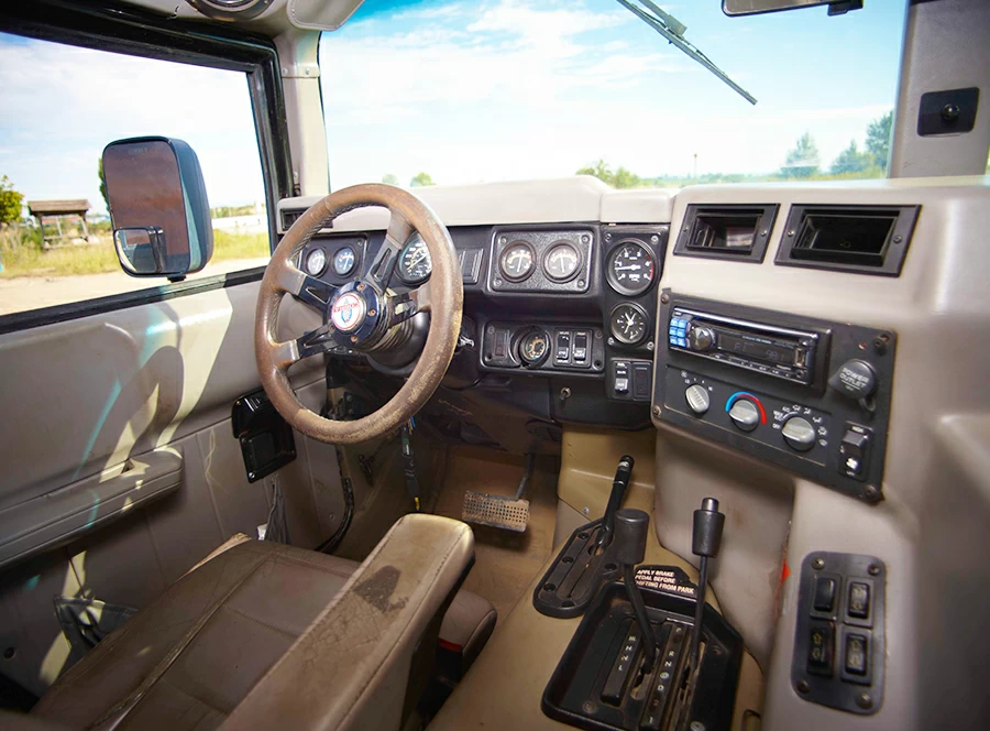 HUMVEE řízení a safari jízda - 30 minut
