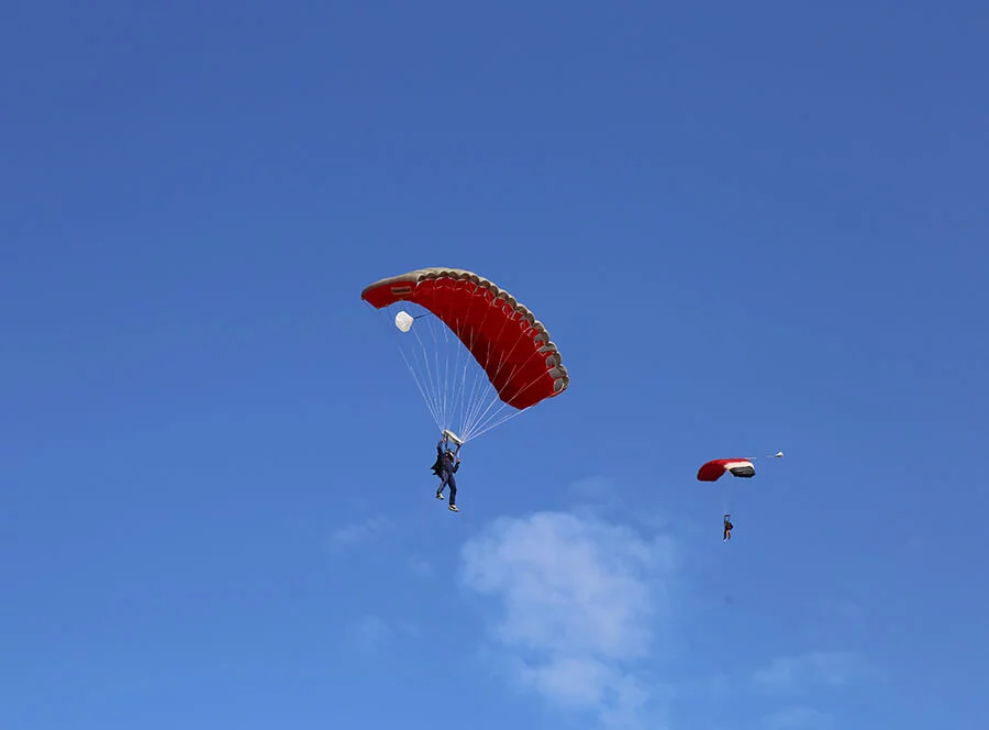 IAFF - Samostatný seskok z 4000m