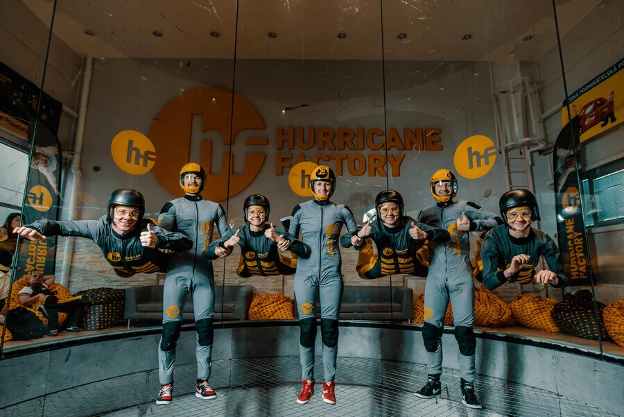 Indoor skydiving - 6 minut letu