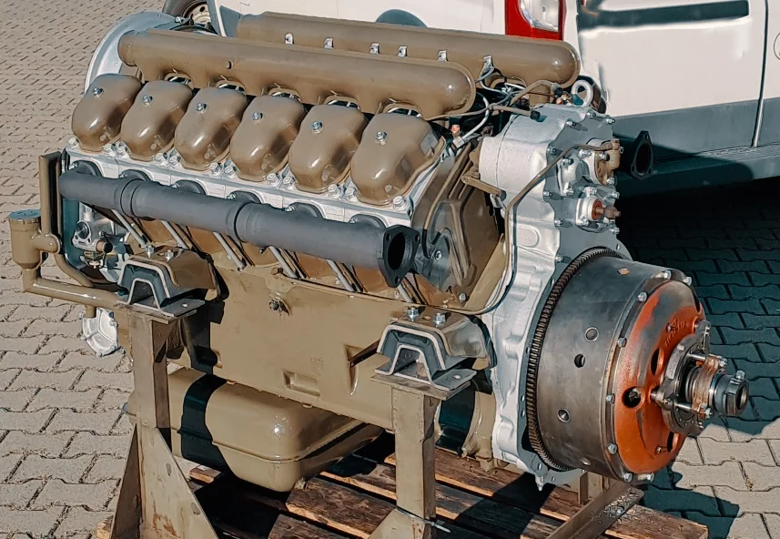 Řízení vojenského nákladního vozu Tatra 815