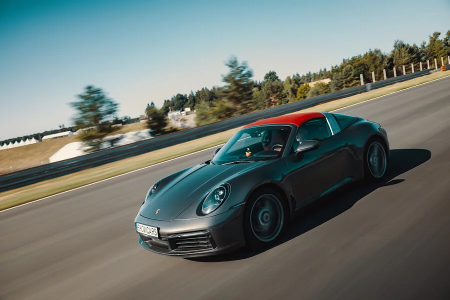 Jízda v Porsche 911 Carrera TARGA 4 na polygonu BRNO
