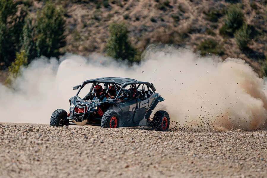 Rodinná jízda v dakarské buggy Rodinná jízda v dakarské buggy