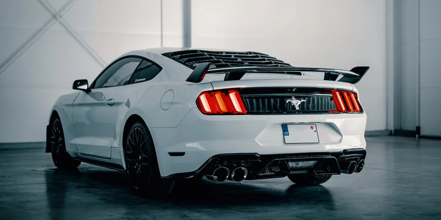 Pronájem Fordu Mustang GT: Zažijte sílu americké legendy