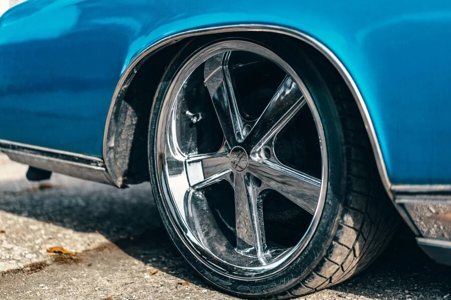 Jízda v americkém veteránu: Dodge Charger nebo Buick Riviera