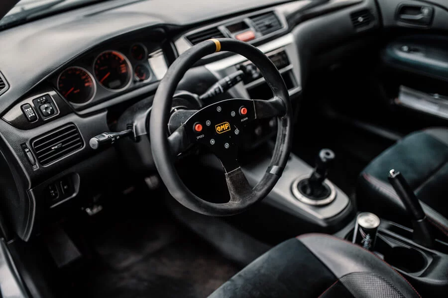 Jízda v Mitsubishi Lancer EVO IX