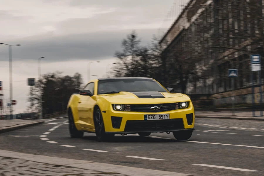 Filmová jízda v Chevroletu Camaro Bumblebee