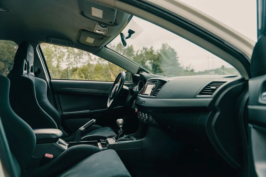 Jízda ve sporťácích na Autodromu Sosnová Jízda ve sporťácích na Autodromu Sosnová