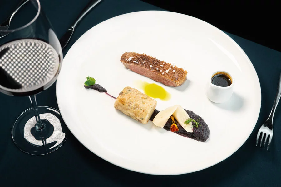 Degustační menu v Žižkovské věži - restaurace Oblaca