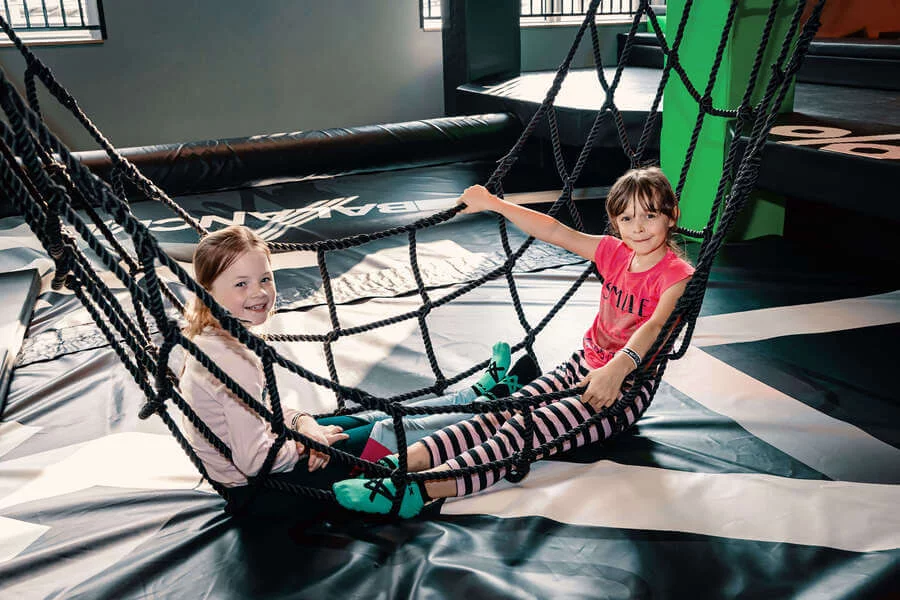 FREEX – interaktivní trampolínové centrum