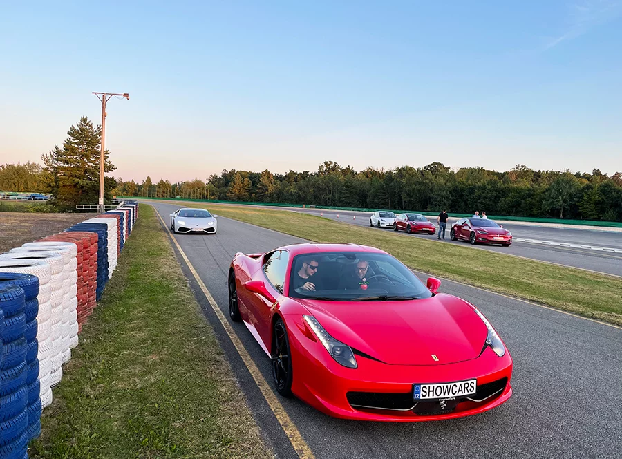 Jízda ve Ferrari 458 Italia na polygonu Most - 2 kola