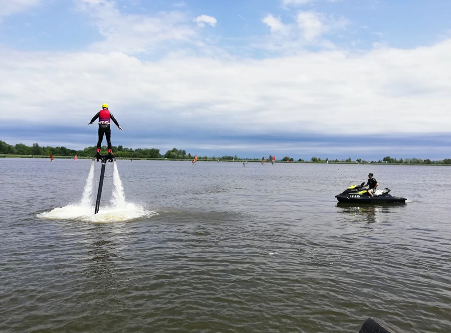 Flyboarding - 20 minut
