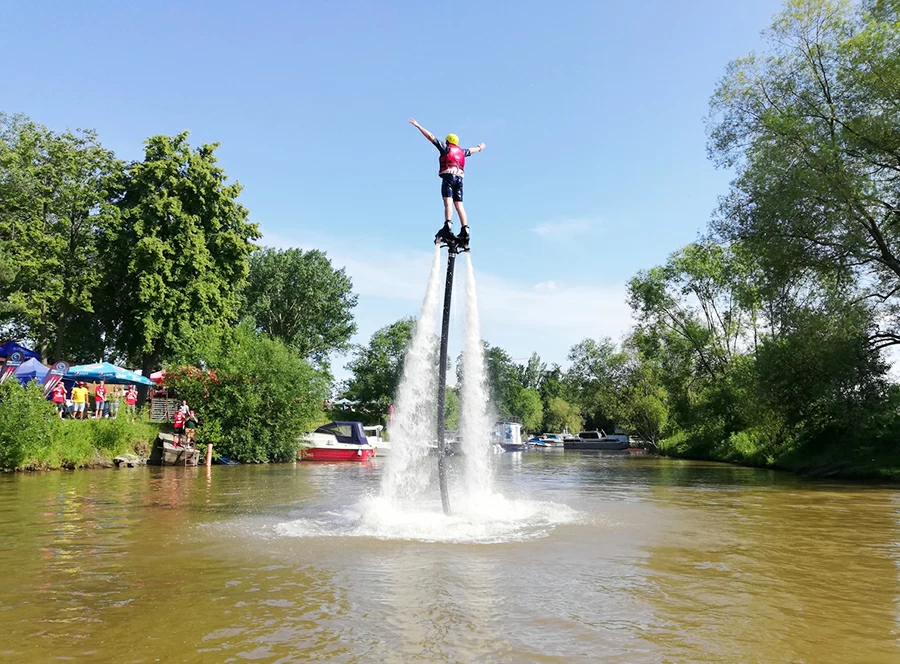 Flyboarding - 20 minut