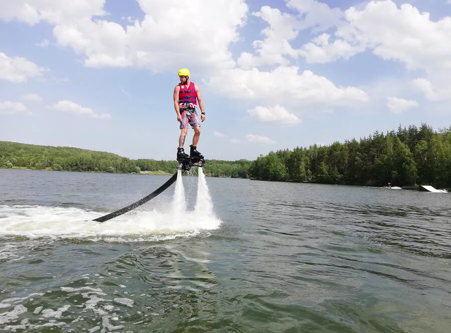 Flyboarding - 10 minut