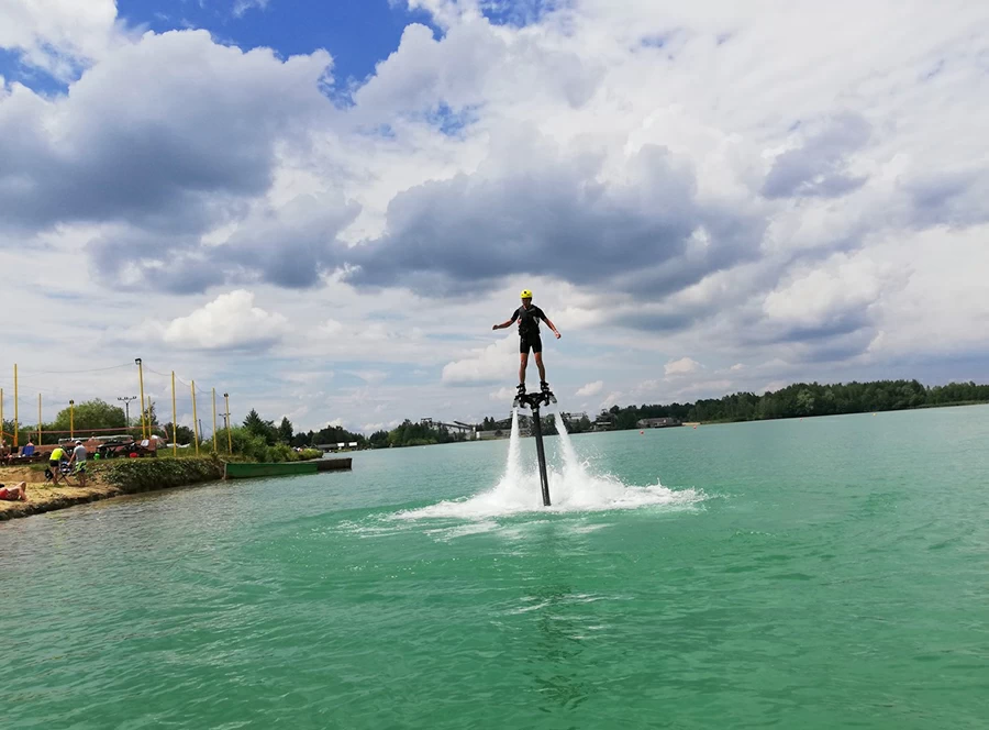 Flyboarding - 30 minut