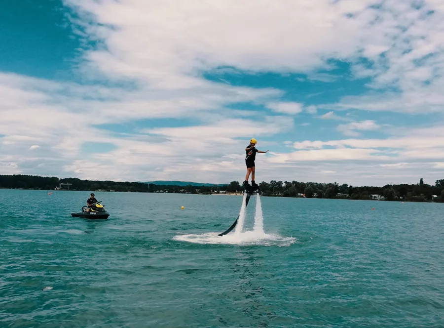 Flyboarding na Brněnské přehradě