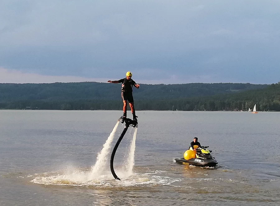 Flyboarding - 20 minut