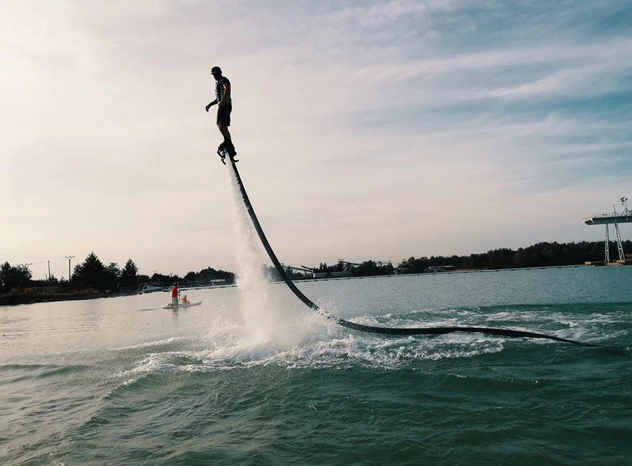 Flyboarding na Brněnské přehradě