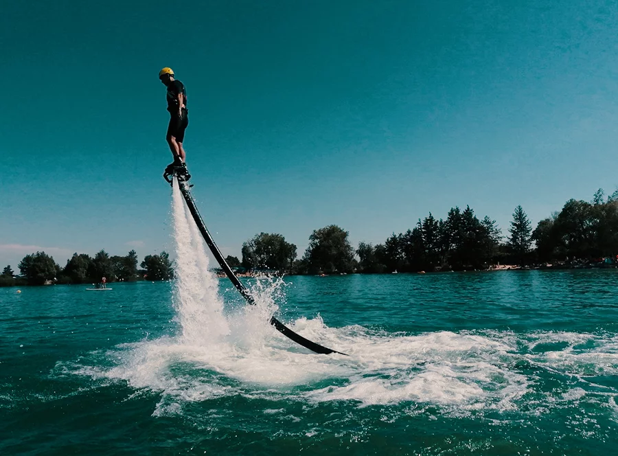 Flyboarding na Brněnské přehradě