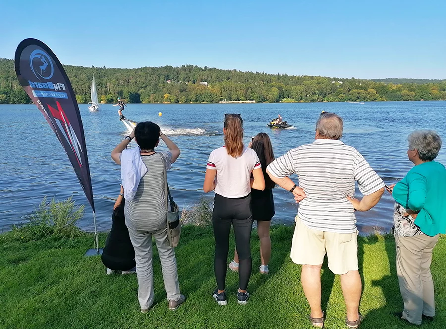 Flyboarding - 20 minut