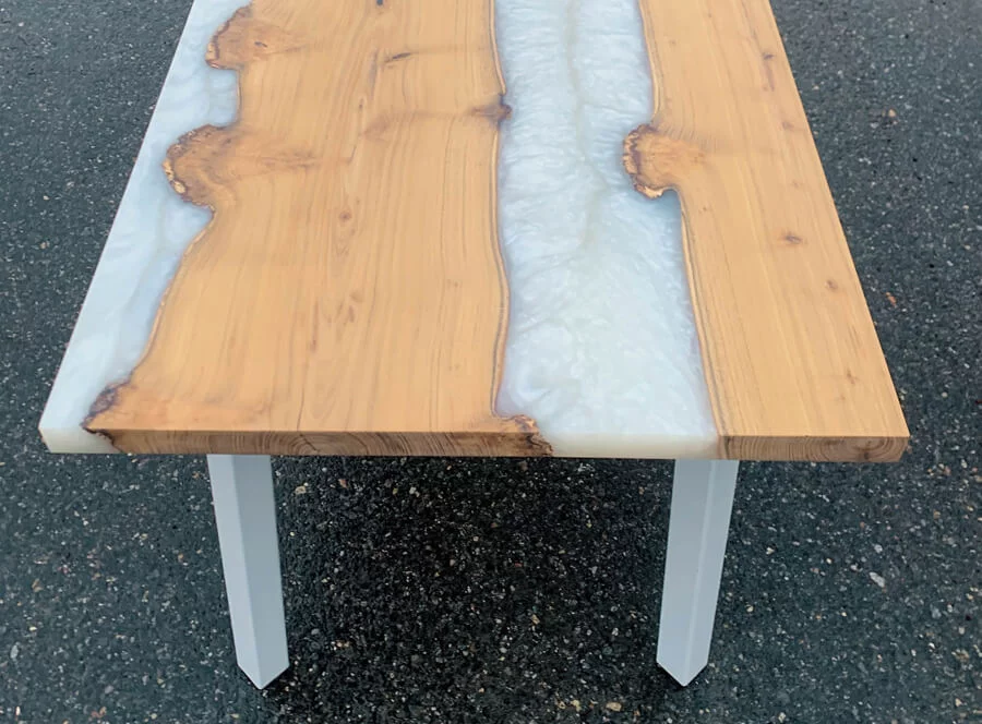 Workshop: výroba ze dřeva a epoxidu