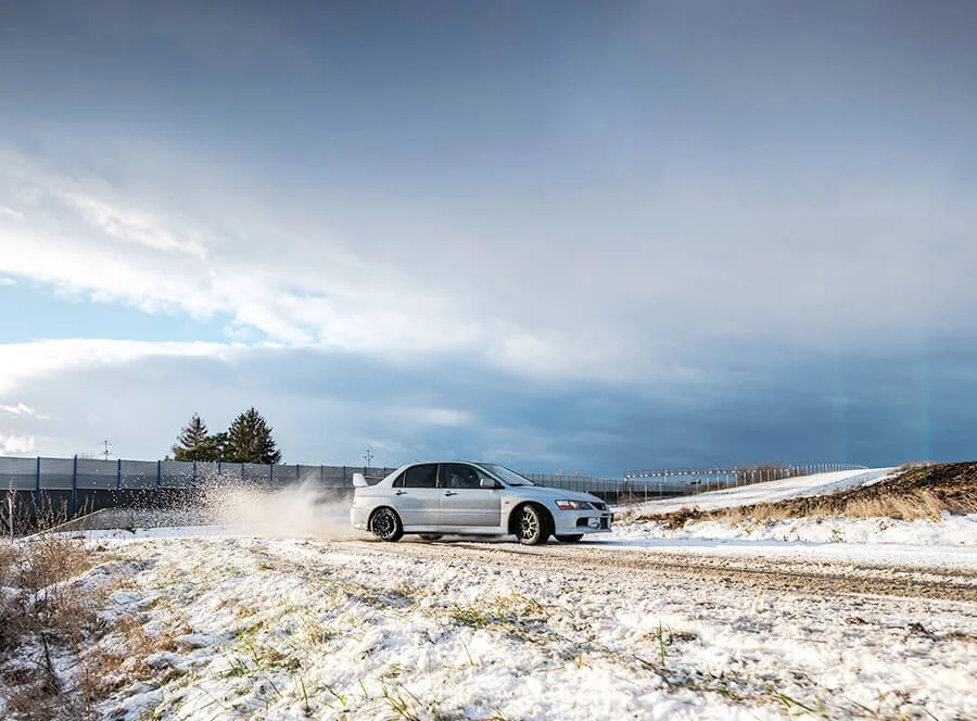 Jízda v Mitsubishi Lancer EVO IX