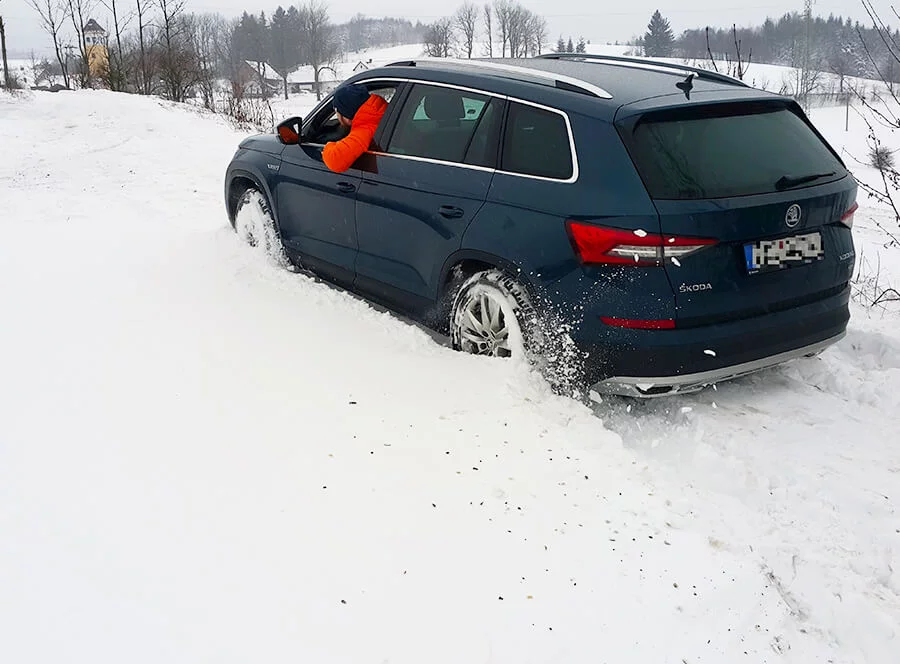 Zimní kurz jízdy v horském prostředí