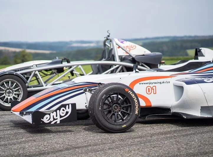 Jízda ve formuli F4 - 6 kol