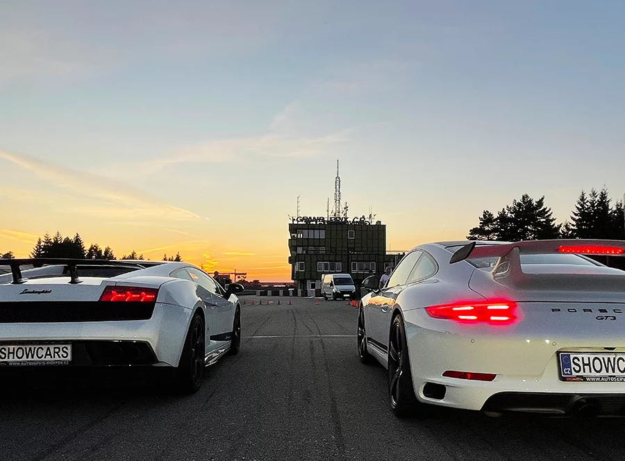 Jízda v Lamborghini na polygonu Most - 4 kola