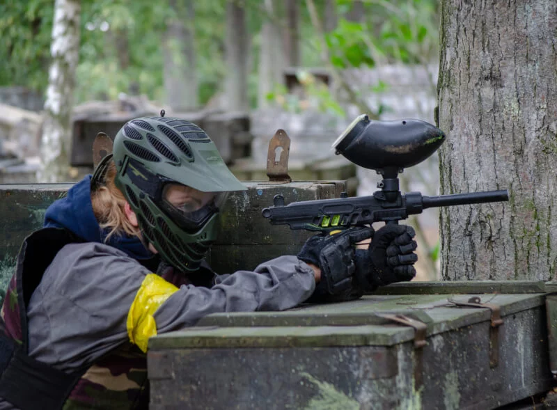 Projížďka v BVP a paintballová bitva