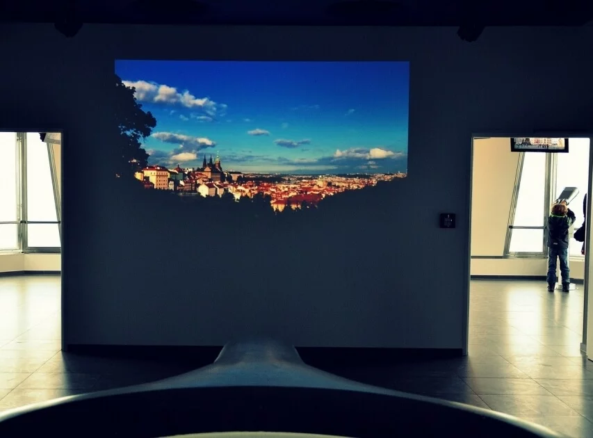 Luxusní noc v Žižkovské věži