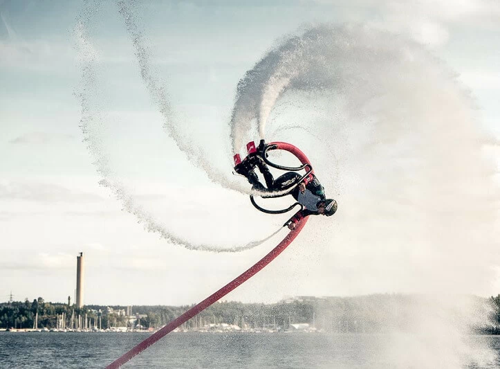 Flyboarding v Hradci Králové