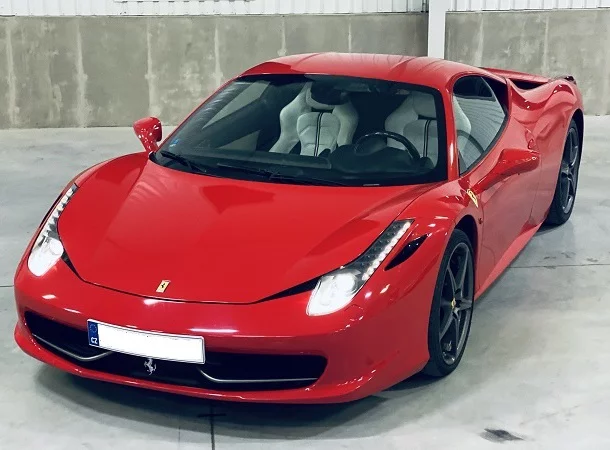 Jízda ve Ferrari 458 Italia na polygonu Most - 2 kola