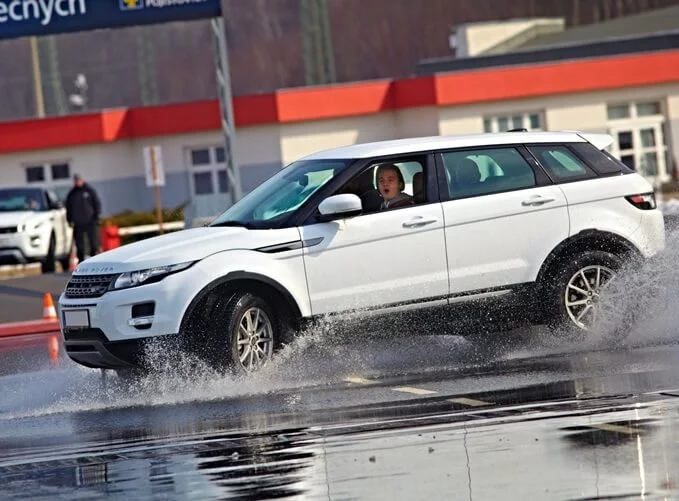 Škola smyku v Mostě